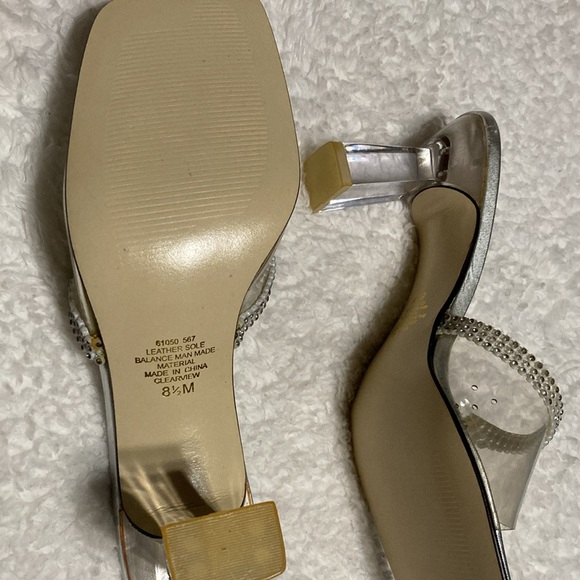 Metaphor Clear Plastic Heels - Picture 3 of 4